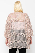 Load image into Gallery viewer, Paisley Kimono